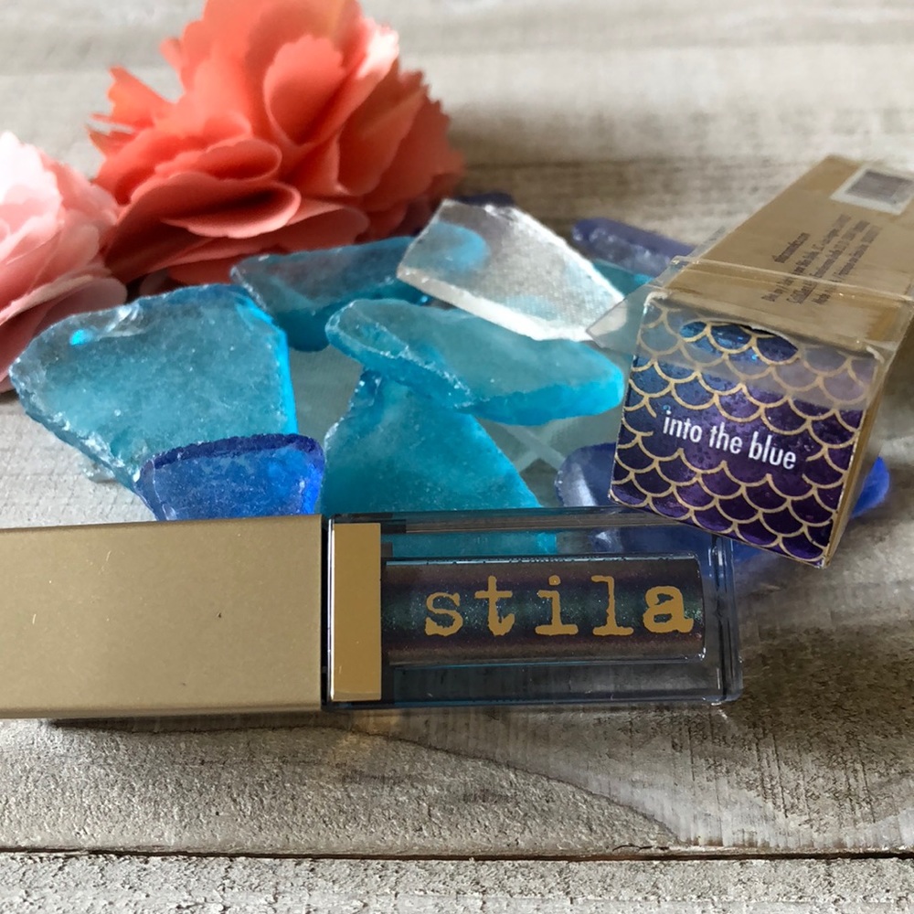 Stila glitter am glow liquid eye shadow